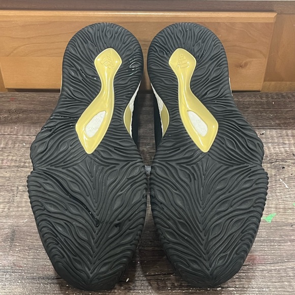 Adidas Crazy Light Boost (Black/Gold) 2018